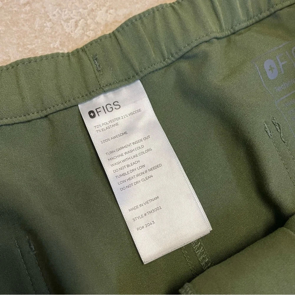 FIGS Technical‎ Collection Cairo Pants Cargo TM3001 #2043 Size XL Green Adult